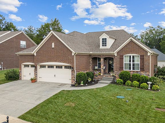 2nd image of 2224 Arbor Pointe Way