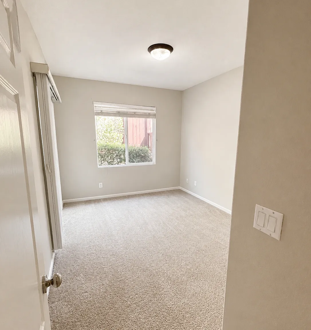 Open Floor Plan, One Bedroom Downstairs, and Spacious 2 Car Garage! — Photo 4