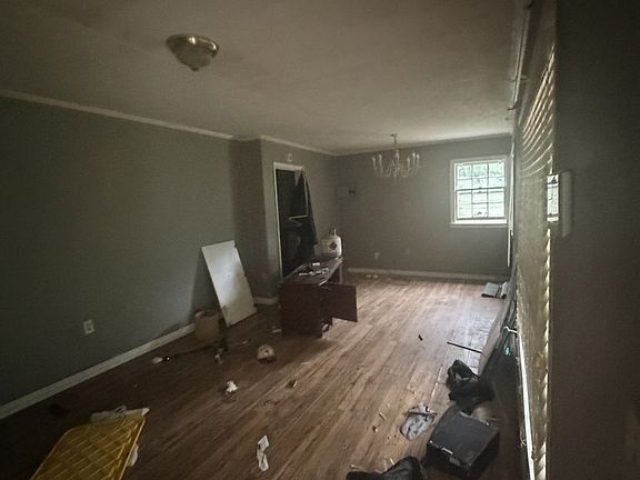 3rd image of 368 Broadview St