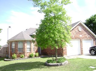 5615 Vista Park Ln, Sachse, TX 75048