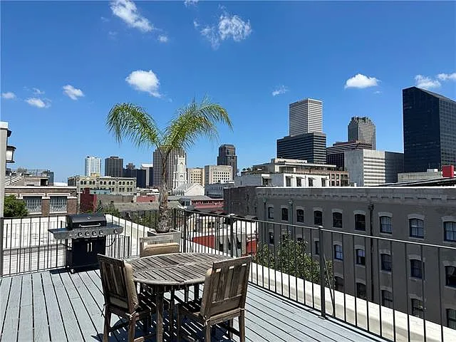 330 Julia St #205 — Photo 20