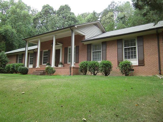 1st image of 602 Dundee Ln