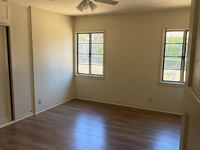 153 E Pasadena St — Photo 18