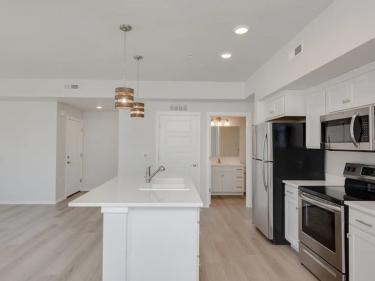 1010 Rigby Ln #202 — Photo 4