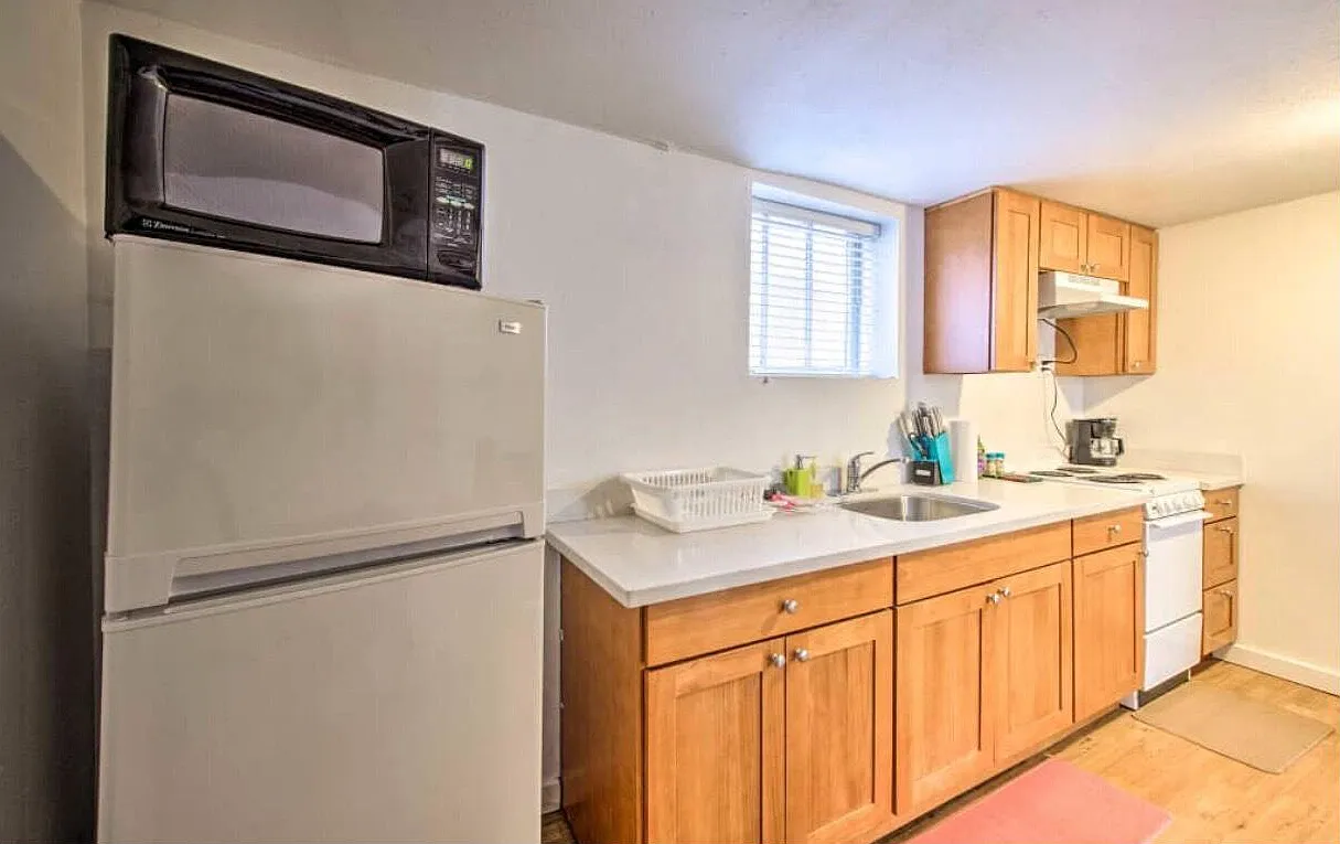 2401 Boylston Ave E — Photo 1