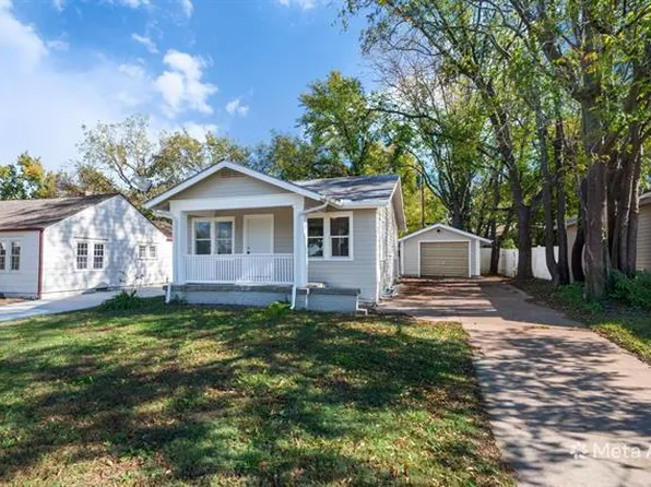 940 N Holyoke Ave, Wichita, KS 67208