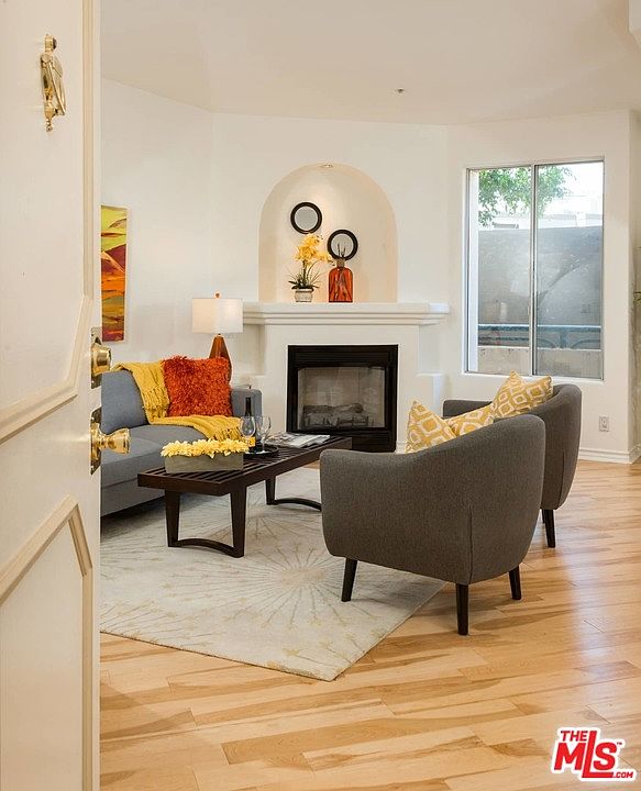 1st image of 1351 N Curson Ave APT 202
