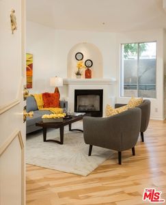 1351 N Curson Ave APT 202, Los Angeles, CA, 90046