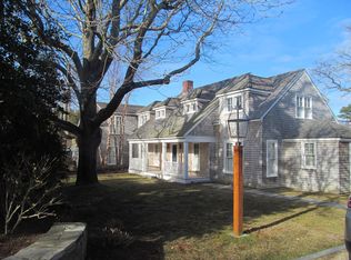 39 Plantingfield Way, Edgartown, MA 02539