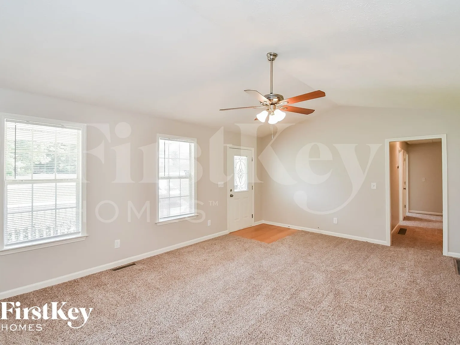 3 bed, 2.0 bath, 1311 sqft, $2,095 — Photo 3