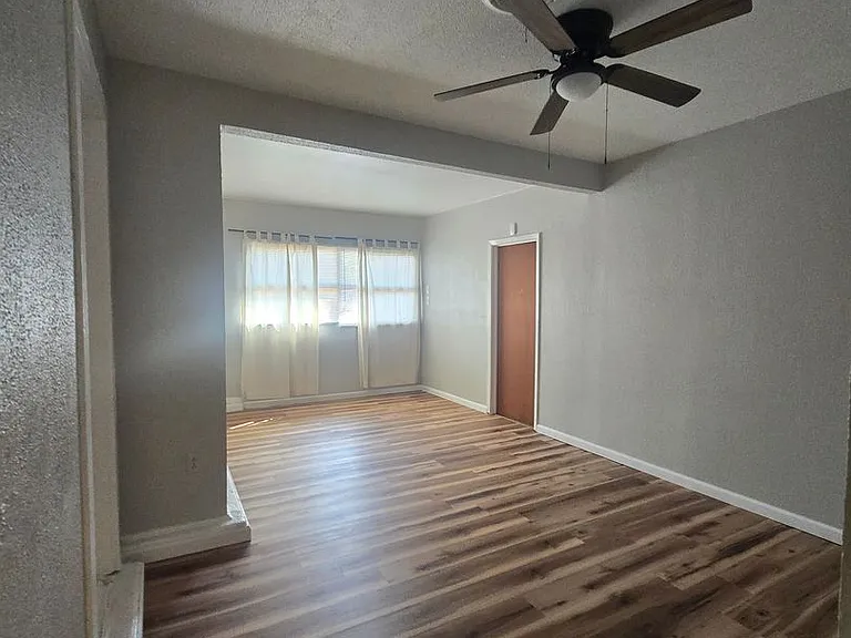 1640 Courtland Cir — Photo 5