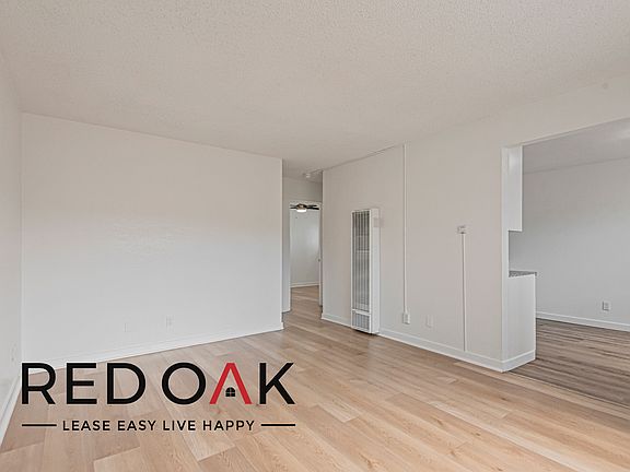 3rd image of 724 N Wilmington Blvd #8