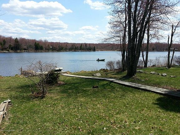 2nd image of 6093 Boardwalk Dr