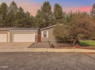 1864 W Shellie Dr, Flagstaff, AZ 86001