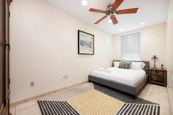 Rented by R New York | media 22