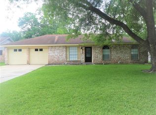 911 Oak Vista Ct, Friendswood, TX 77546