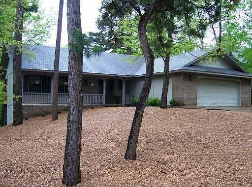 1st image of 10 Paxton Ln