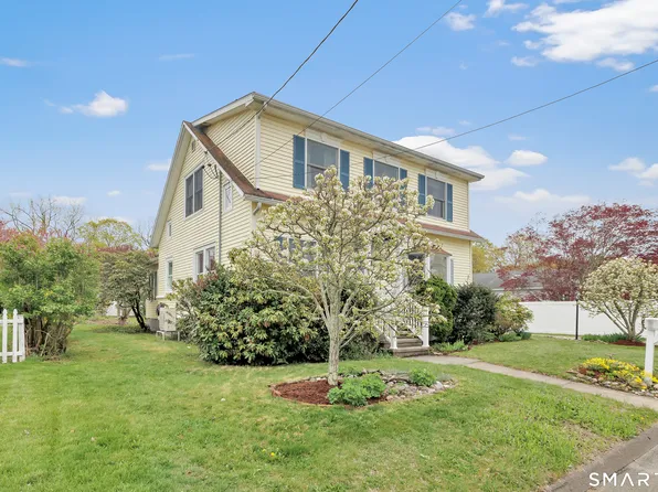22 Morgan Park, Clinton, CT 06413
