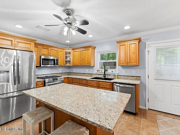5th image of 2628 PRIMROSE Circle