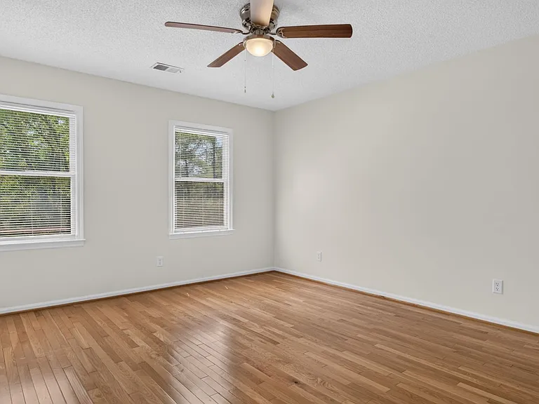 2027 Riding Ridge Rd — Photo 41