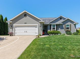 5951 Simon Ct SW, Grandville, MI 49418