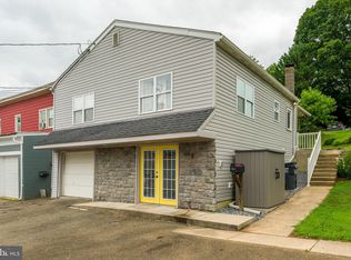 8 N Church St, Quarryville, PA 17566