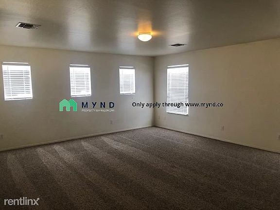 5th image of 3778 W Whitman Dr
