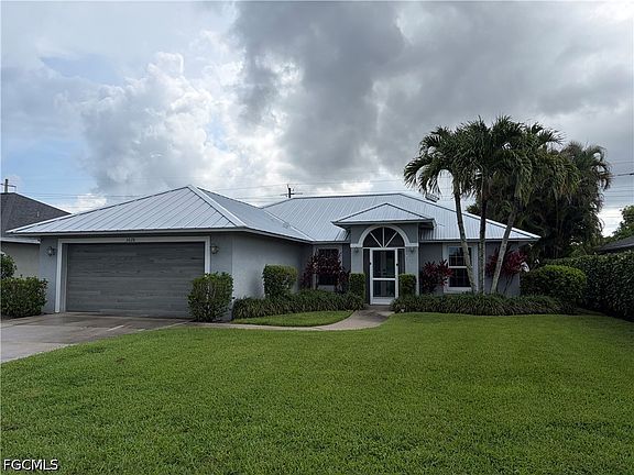 3rd image of 3628 Kent Dr