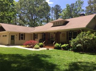 1813 Four Notch Rd, Carrollton, GA 30116