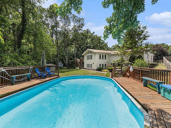 5th image of 1864 Junewood Ct SE