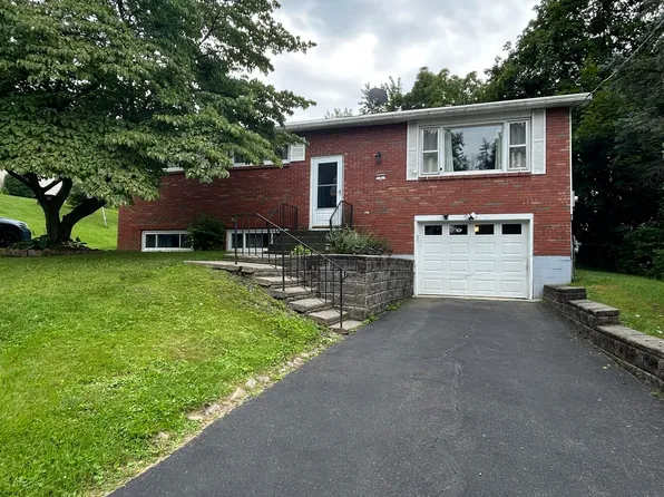 7 Fremont Lane, Troy, NY 12182