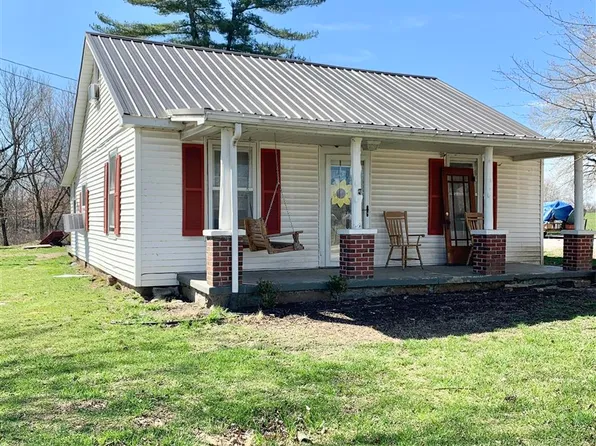 905 Old Mammoth Cave Rd, Cave City, KY 42127