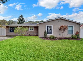 128 S Bicycle Path, Selden, NY 11784