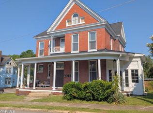 502 Lee St APT 2, Bristol, VA 24201