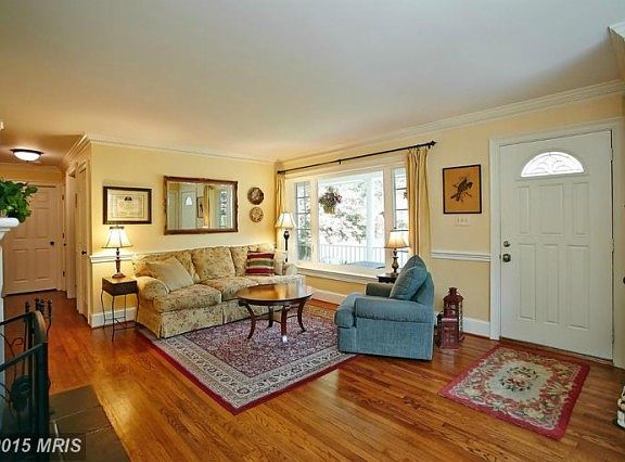 4th image of 2234 Van Buren Ct