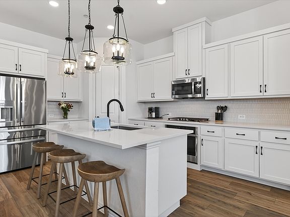 3rd image of 3038 Opera Way