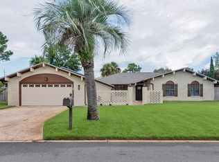 967 Grand Canal St, Gulf Breeze, FL 32563