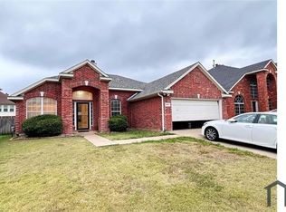 3531 Tamarack Dr, Grand Prairie, TX 75052