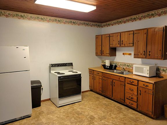 3rd image of 139 E Dubois Ave #139A