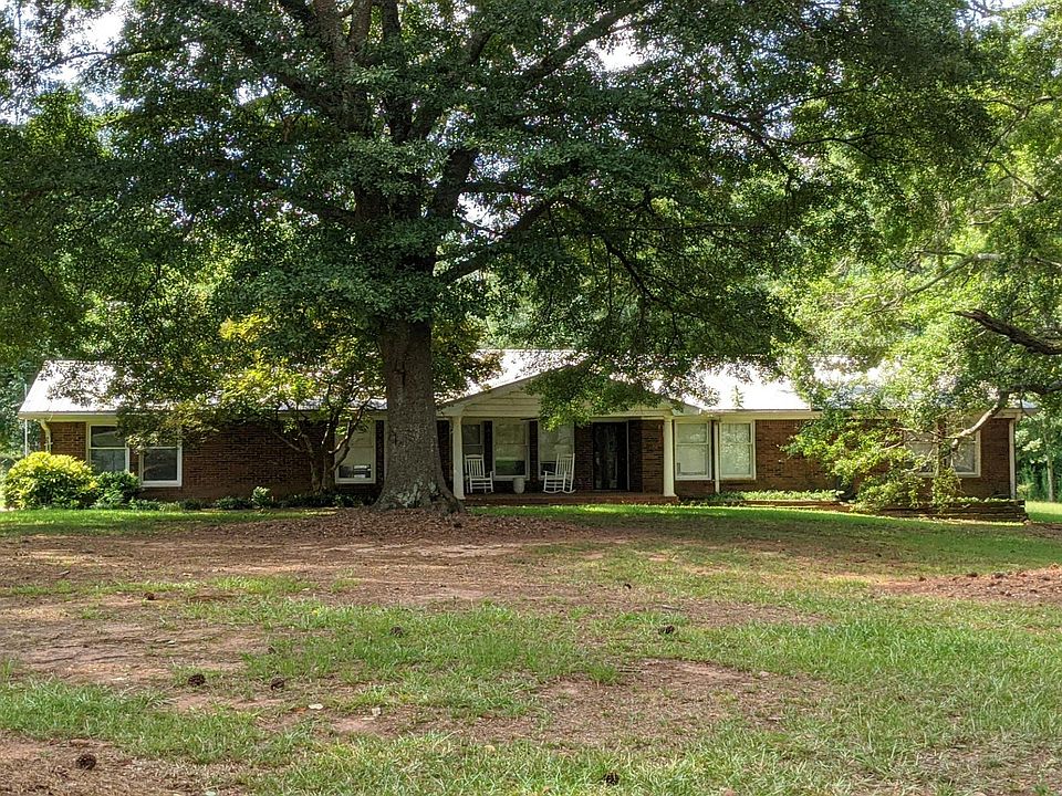 1st image of 308 Horseshoe Bend Cir