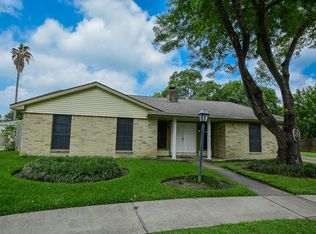 11706 Kenzie Ct, Meadows Place, TX 77477