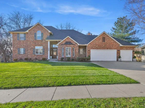 3508 Woodland Pointe Dr, Saint Joseph, MO 64506