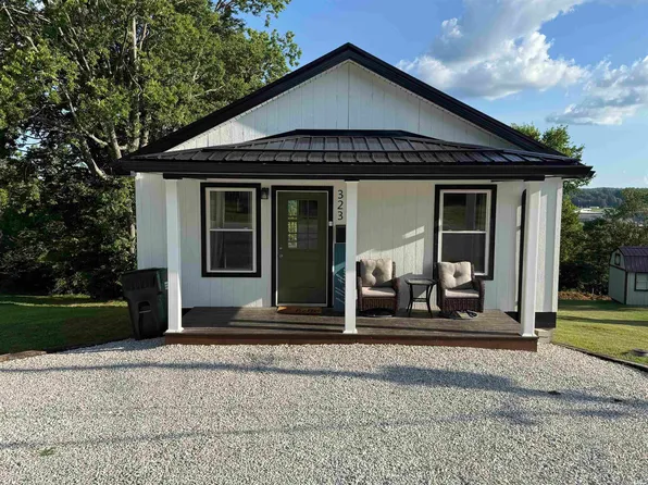 323 Horton Ave, Paoli, IN 47454