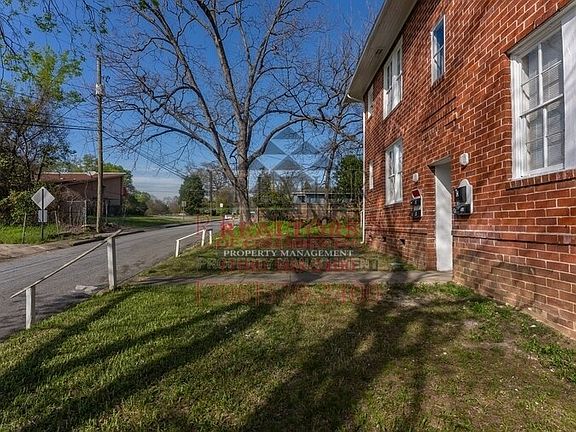 5th image of 852 Fulton Ave #D