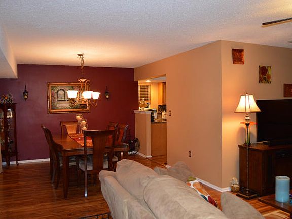 3rd image of 110 Schley Ave