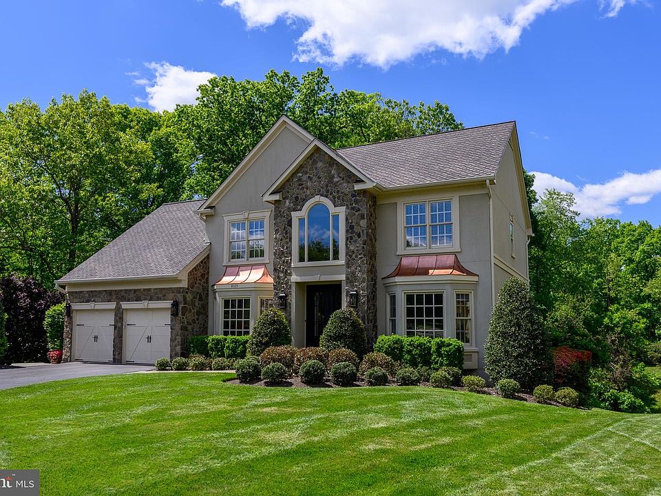 1st image of 8125 Crooked Oaks Ct