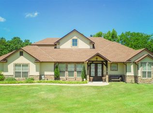 225 County Road 1130, Kilgore, TX 75662