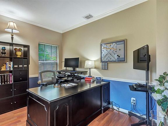 5th image of 5115 Brett Dr