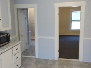 85 Broad St APT 2, Auburn, ME 04210