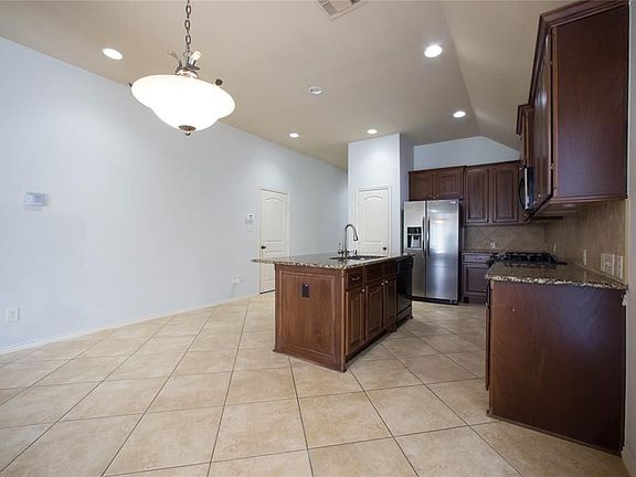 3rd image of 26323 Christen Canyon Ln